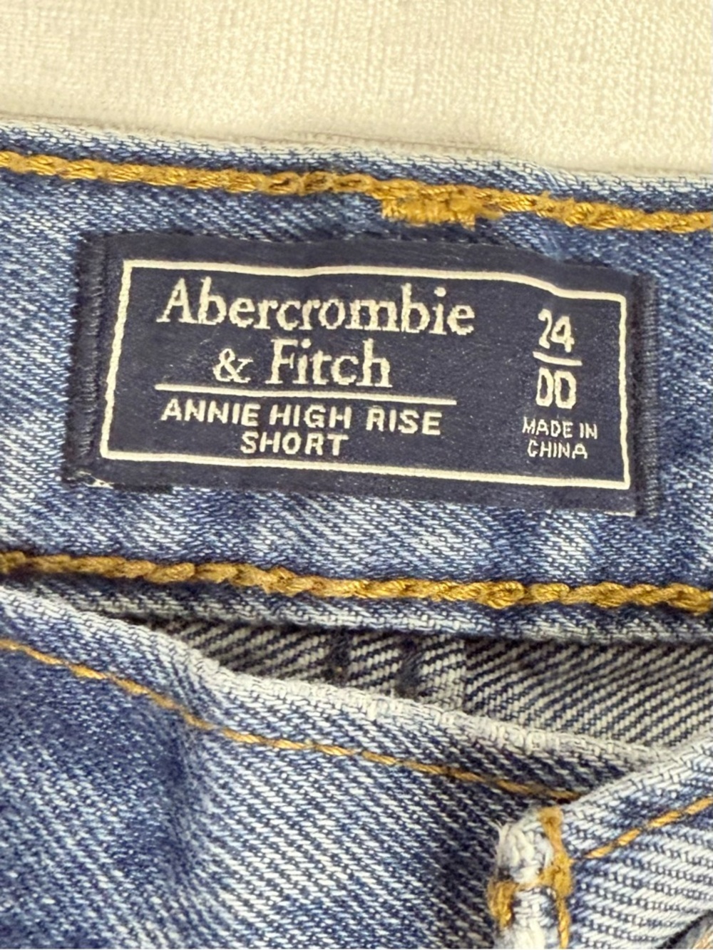 Abercrombie & Fitch Anne High Rise Denim Shorts Women’s Sz:00 - Picture 4 of 8